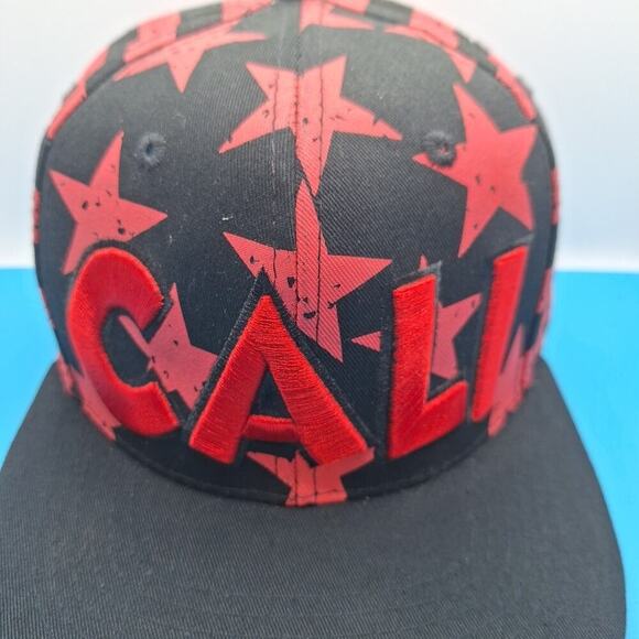 California Republic Cali Logo Hat Snap Back Embroidered Black Red Cotton - Picture 2 of 7